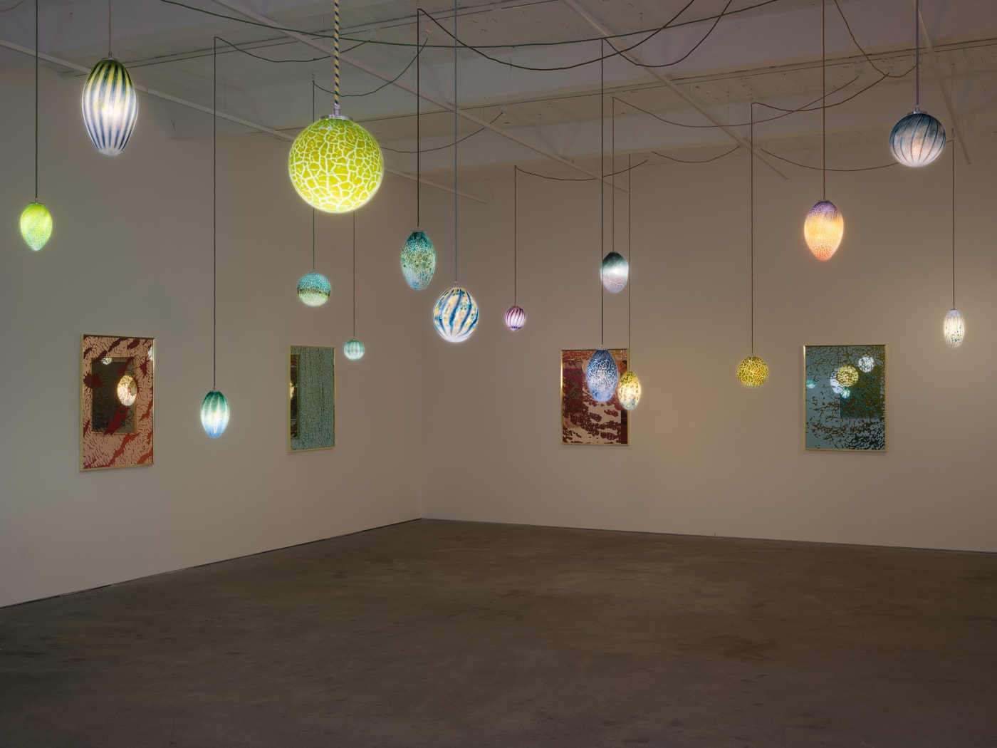 Hang Don't Cut, exhibition view, Kraupa-Tuskany Zeidler, Berlin, 2023