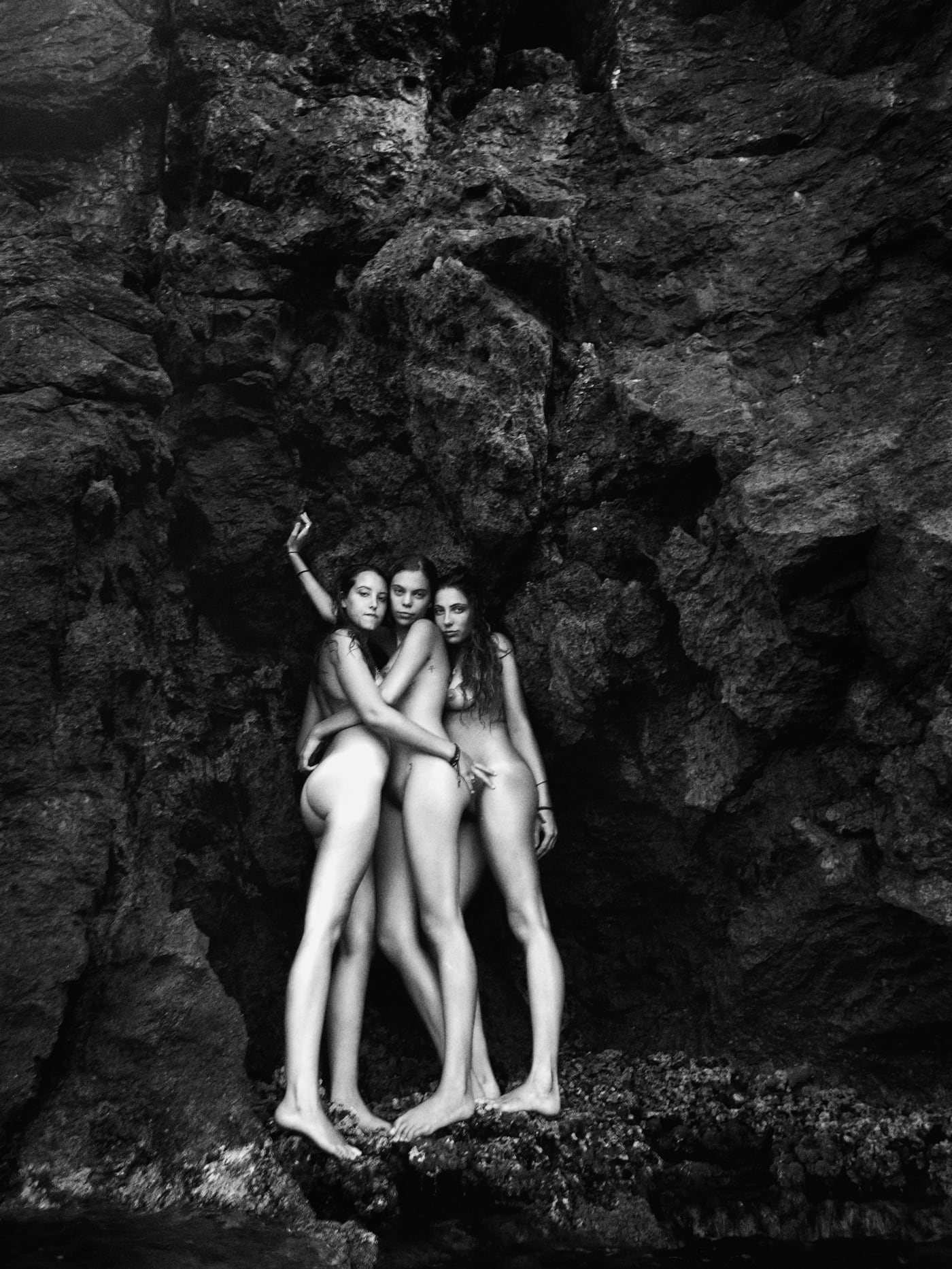 Kate Bellm Deia Sisters, 2014Printed on Hahnemühle Rag Photo Paper70 x 50 cmEdition 1 of 5 plus 2 AP