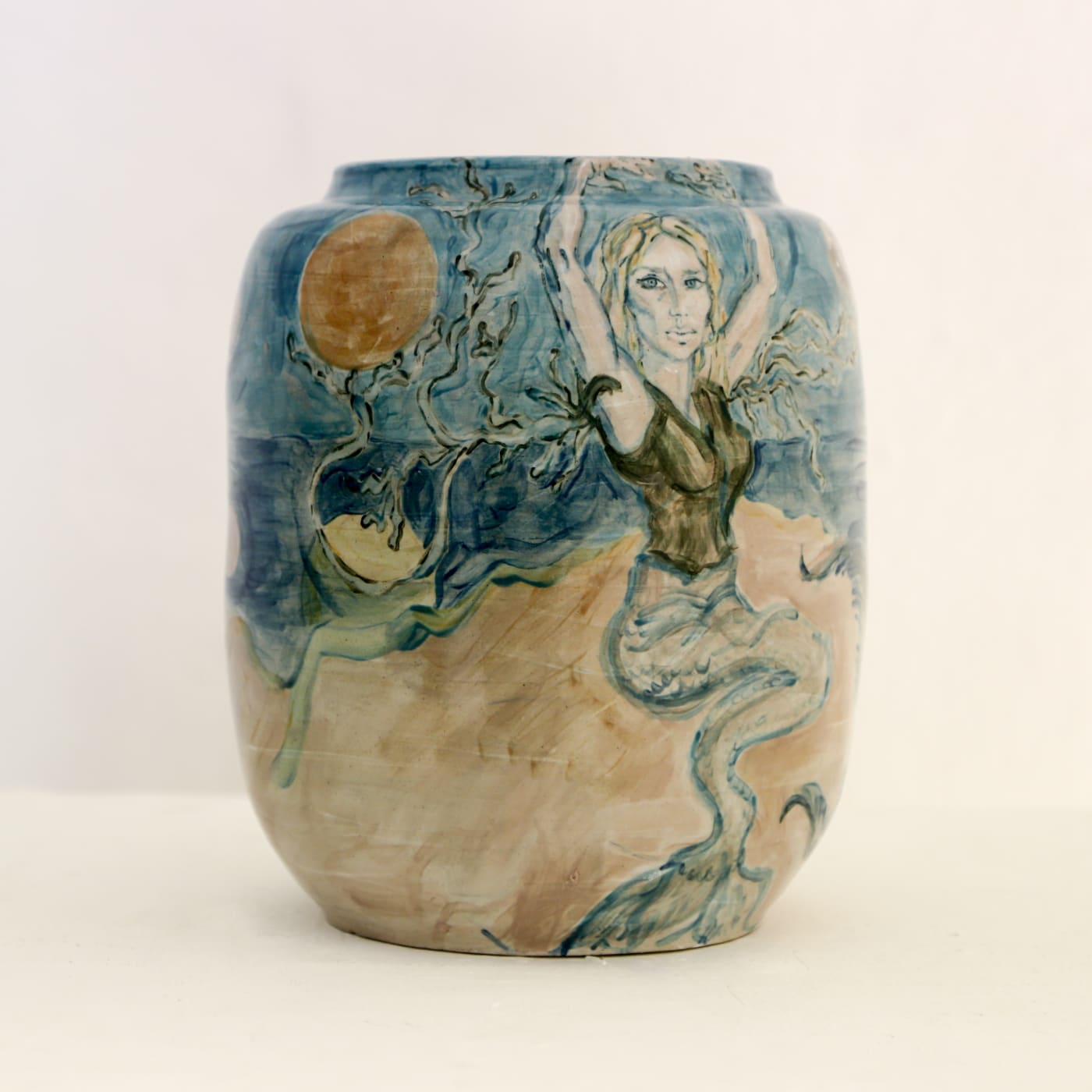 Rafaela de Ascanio Devour the sun and moon, 2018