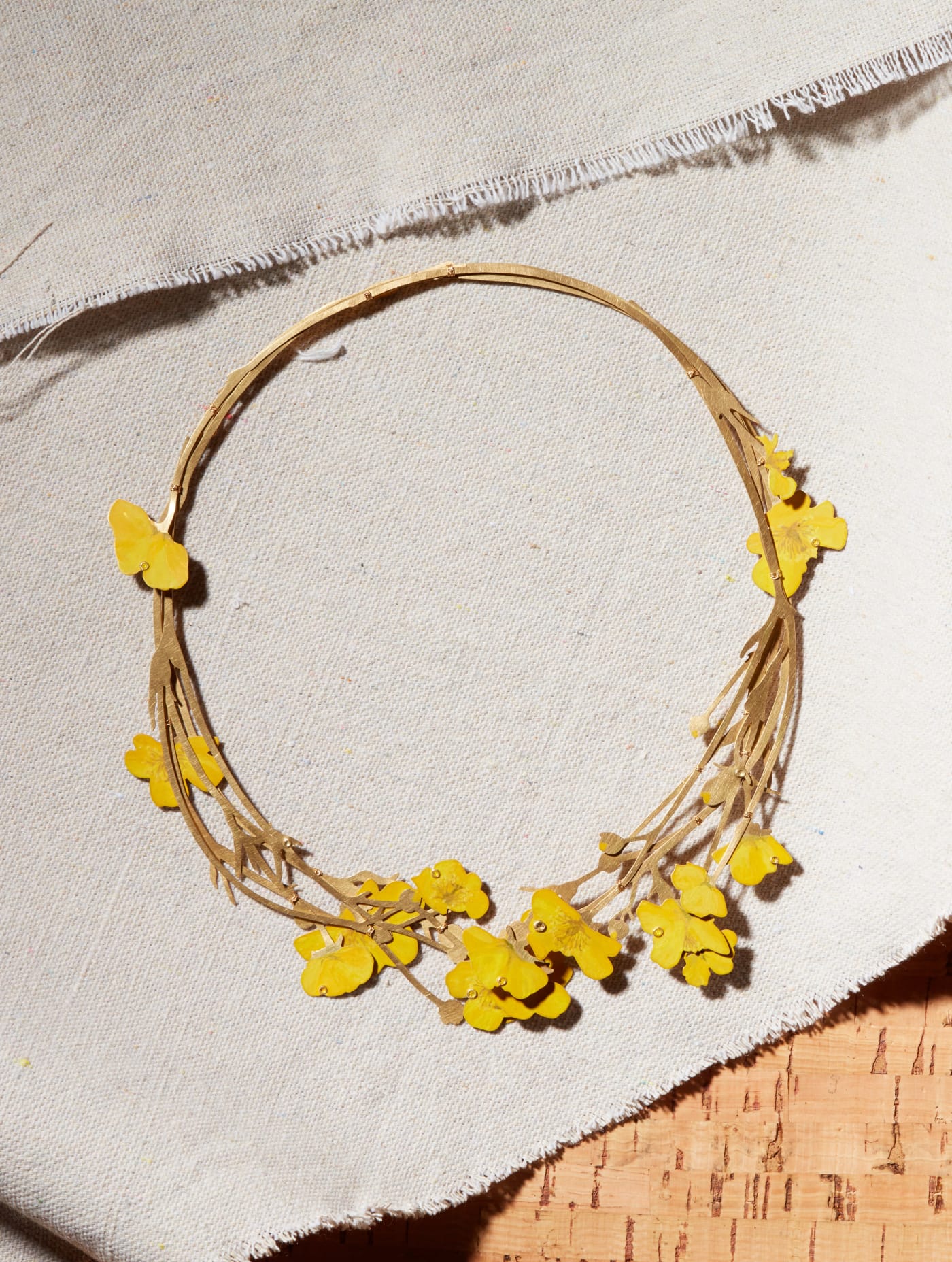 Christopher Thompson Royds, Natura Morta: Buttercups Necklace, 2017