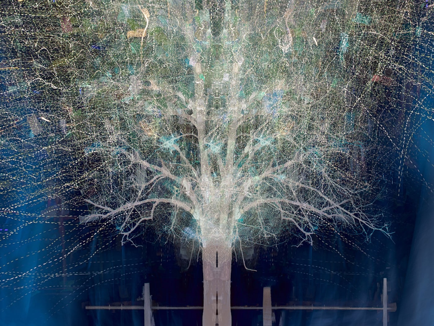 Valda Bailey, Blue Moon Rising (hand gild with White Gold), 2019