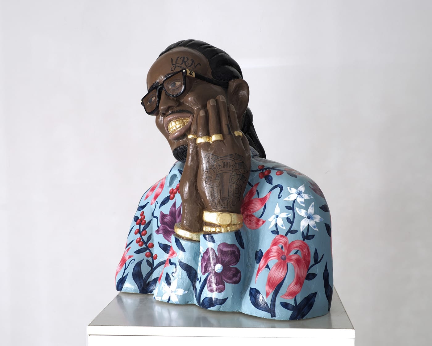 Quavo, 2020, plaster, acrylic and gold foil, 63 x 52 x 20 cm