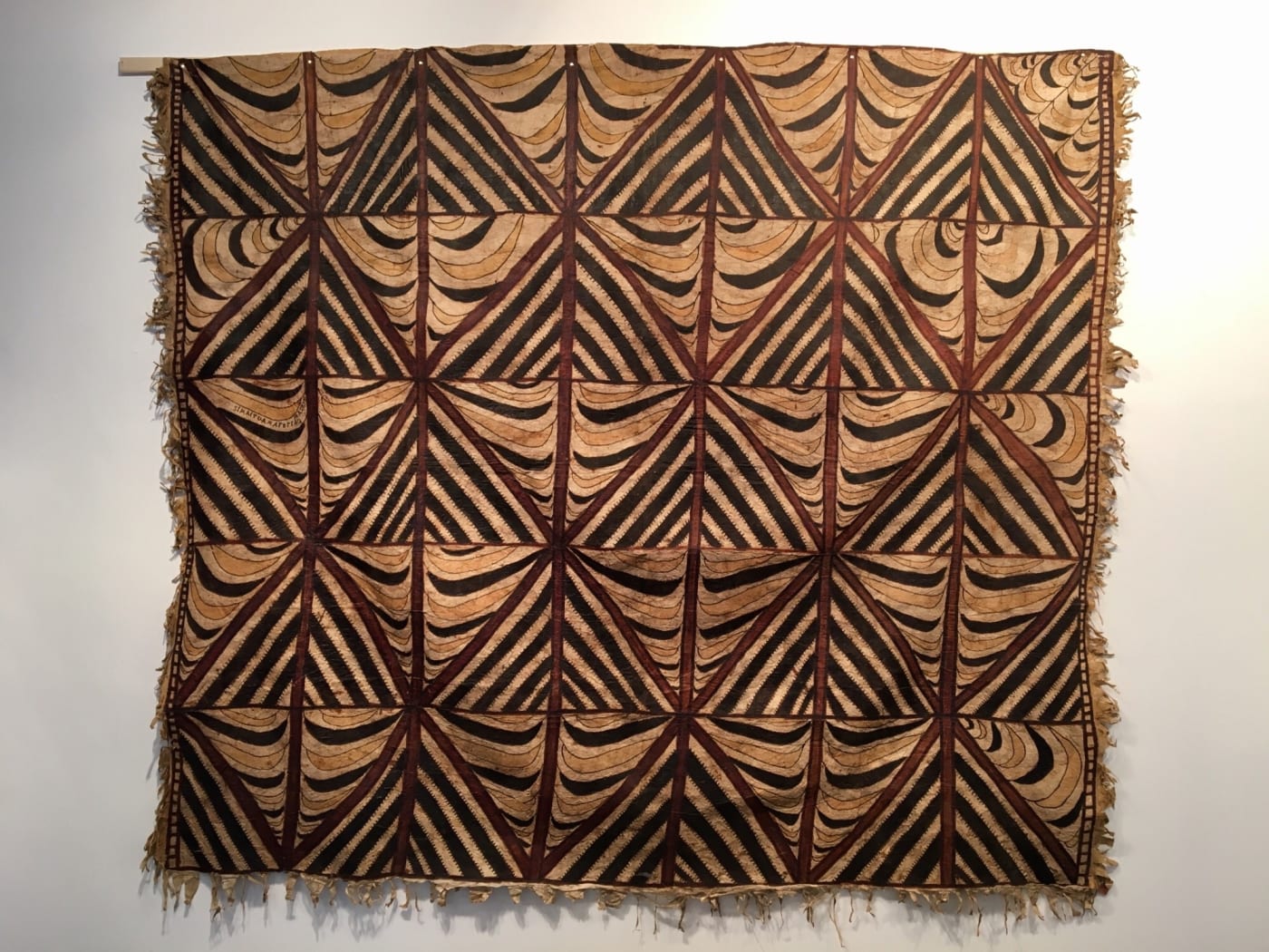 Siapo Mamanu, hand-painted Samoan tapa cloth, 205 x 234 cm, 80 3/4 x 92 1/8 in