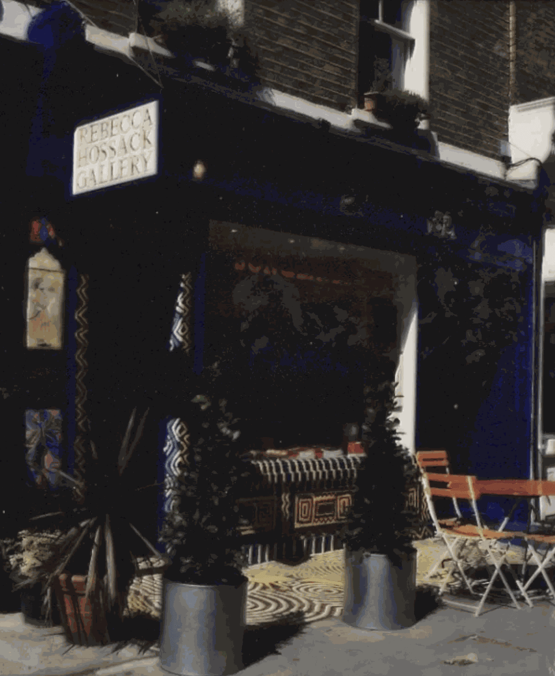 Exterior of the Rebecca Hossack Art Gallery painted by Jimmy Pike, 12 February 1991