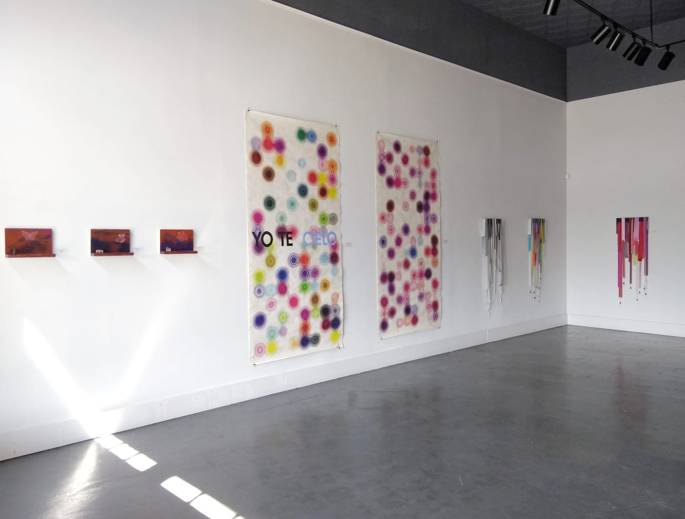 Richard Armendariz & Andrés Ferrandis: Manos (Hands)
