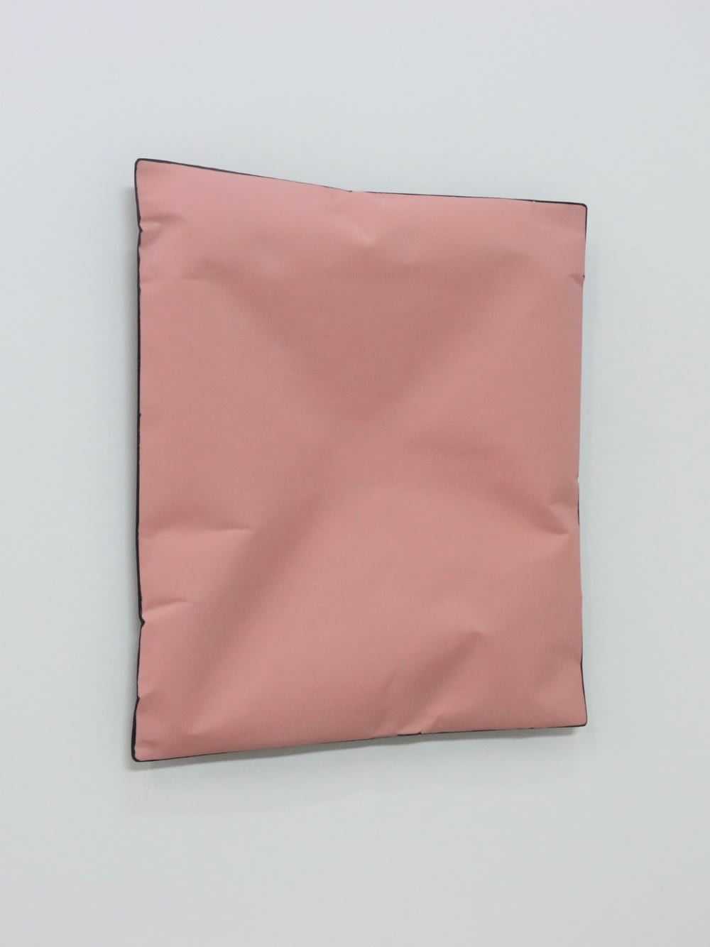 JOHAN DE WIT - UNTITLED - 2019 - PAPER, RESINS, ACRYLIC - 45 X 39 X 5 CM