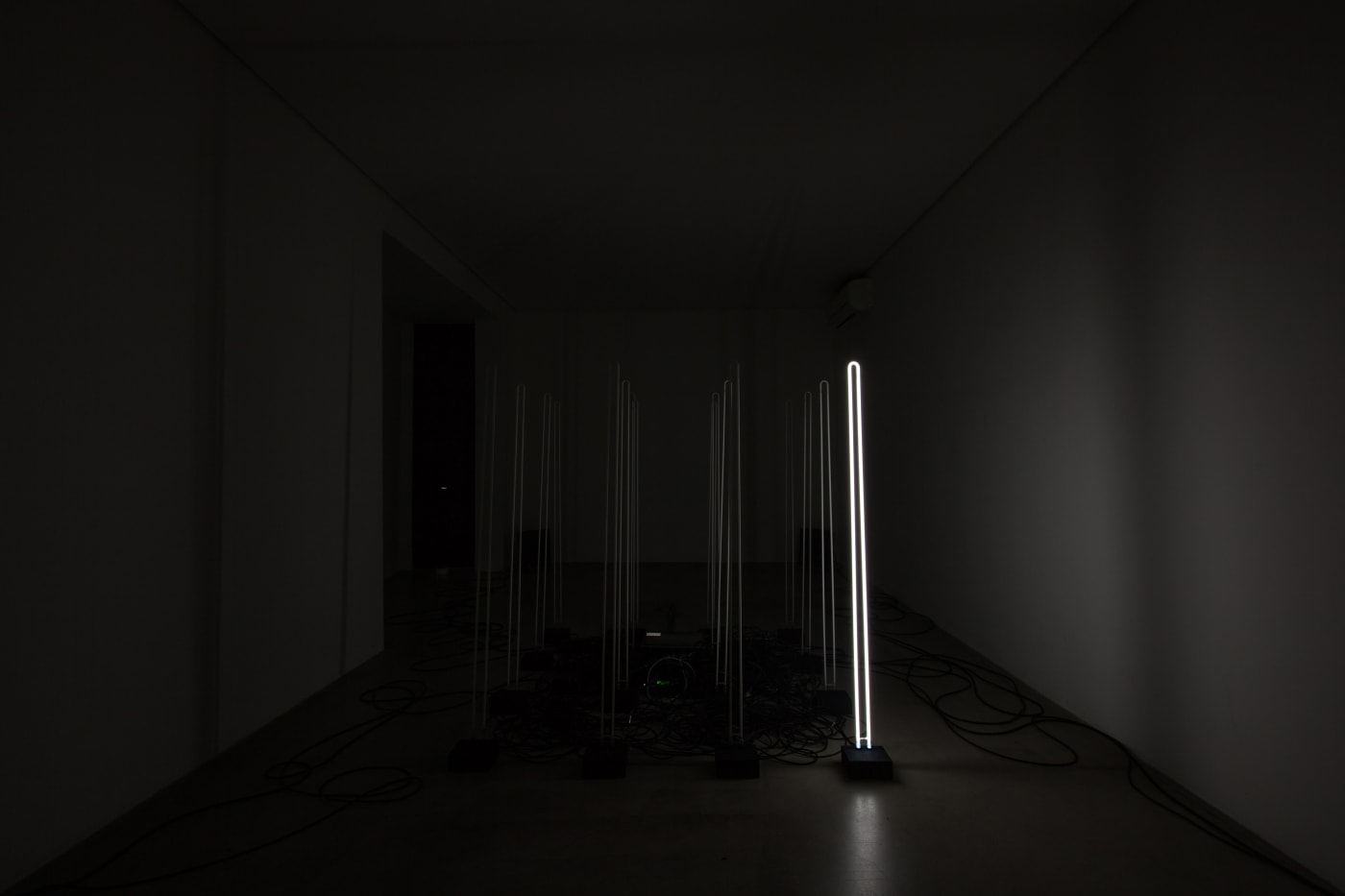 da série Mindscapes #L1, after Dan Flavin