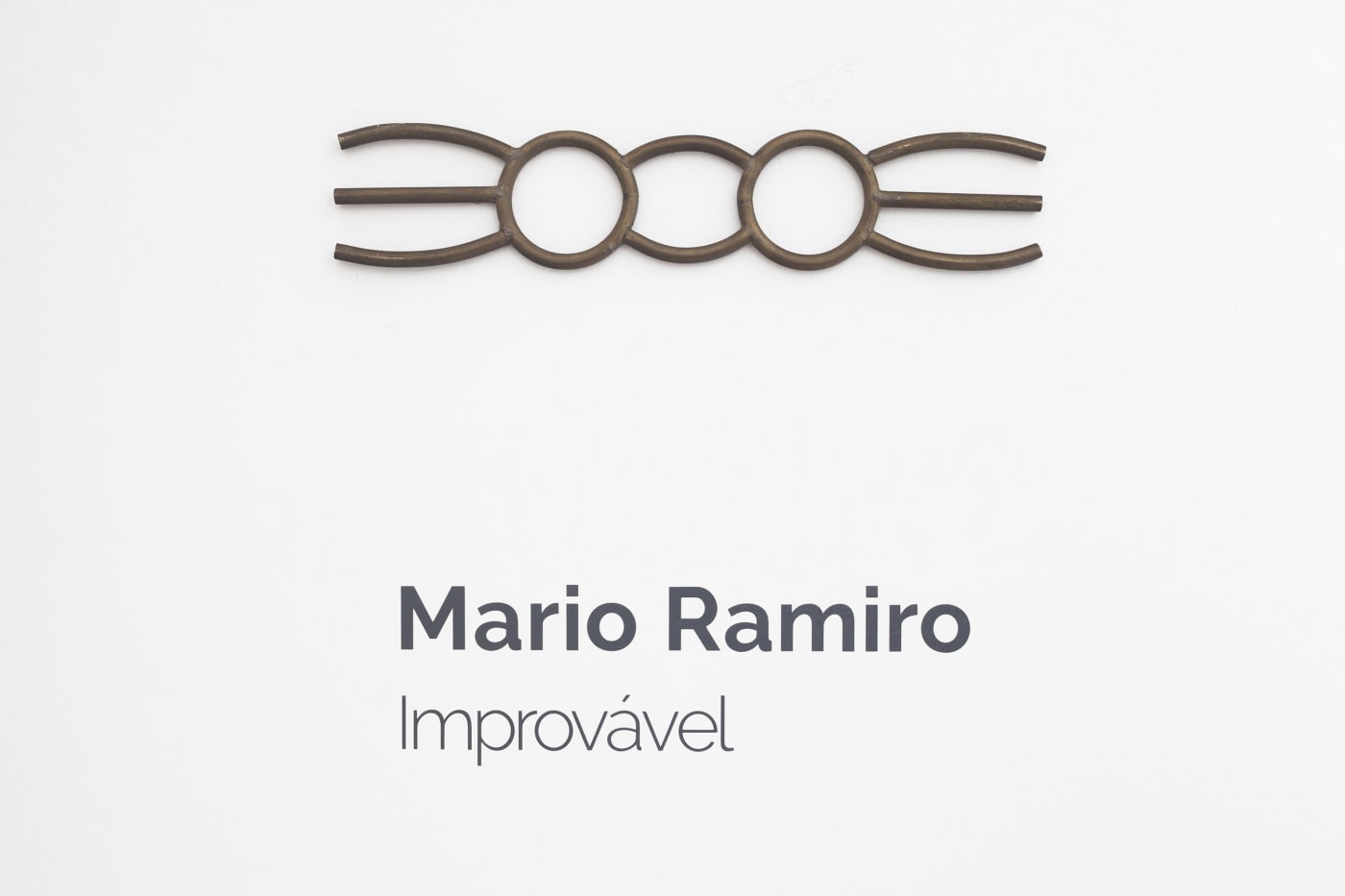 Improvável