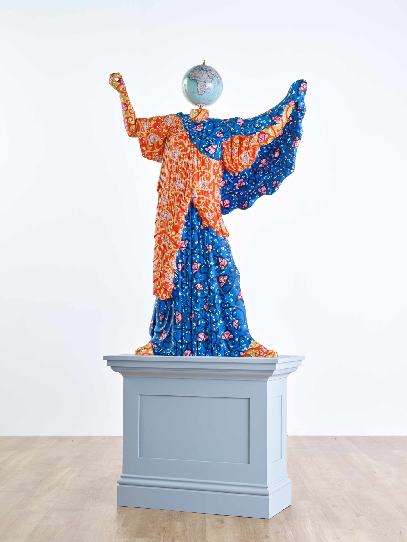 Yinka Shonibare Athena Promachos, 2019