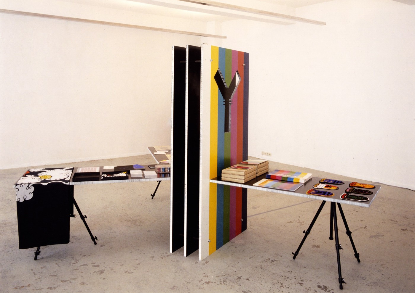 1989 Yen Boutique 1 2