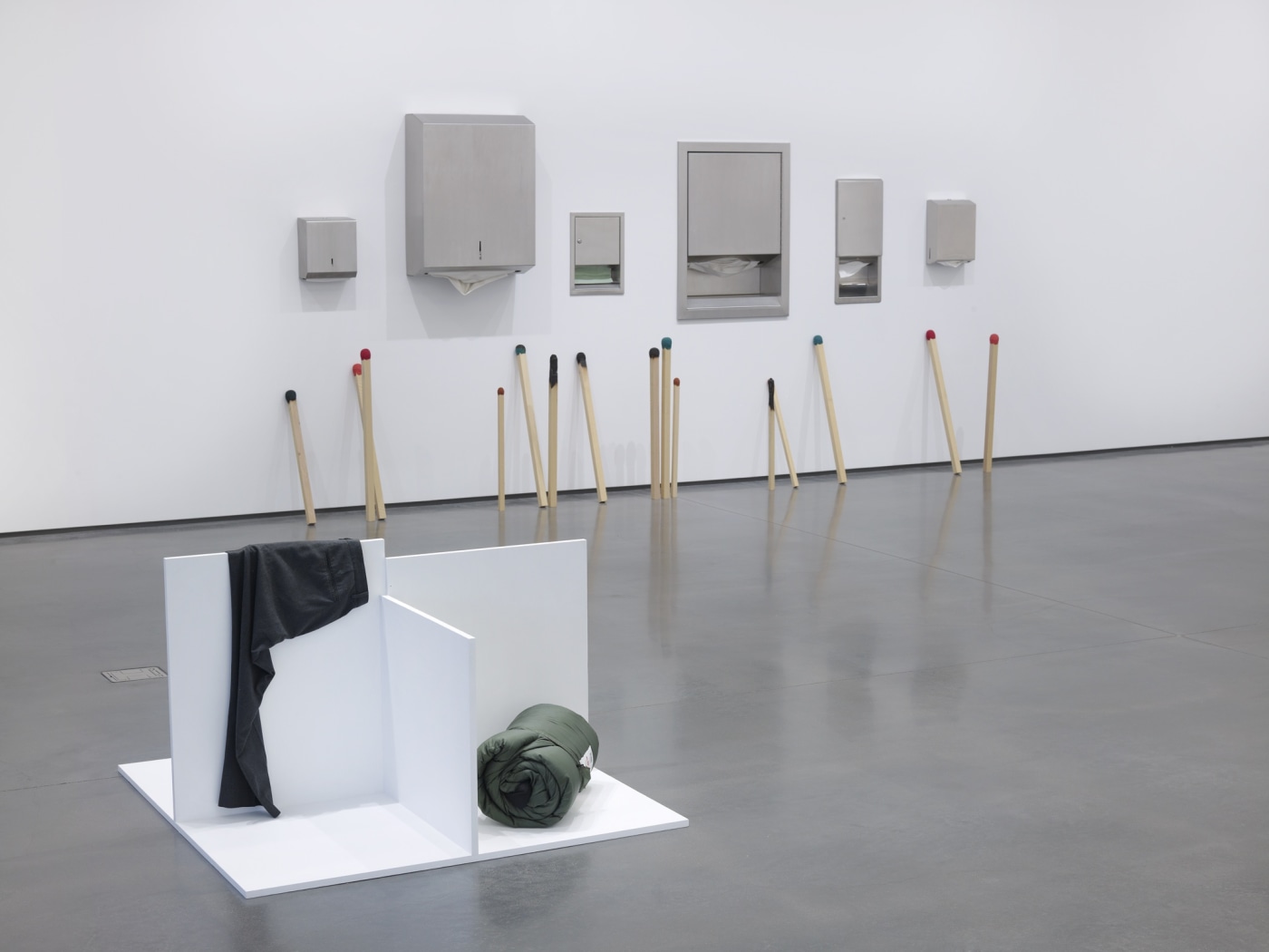 Aam2015 Gabriel Kuri Install 10