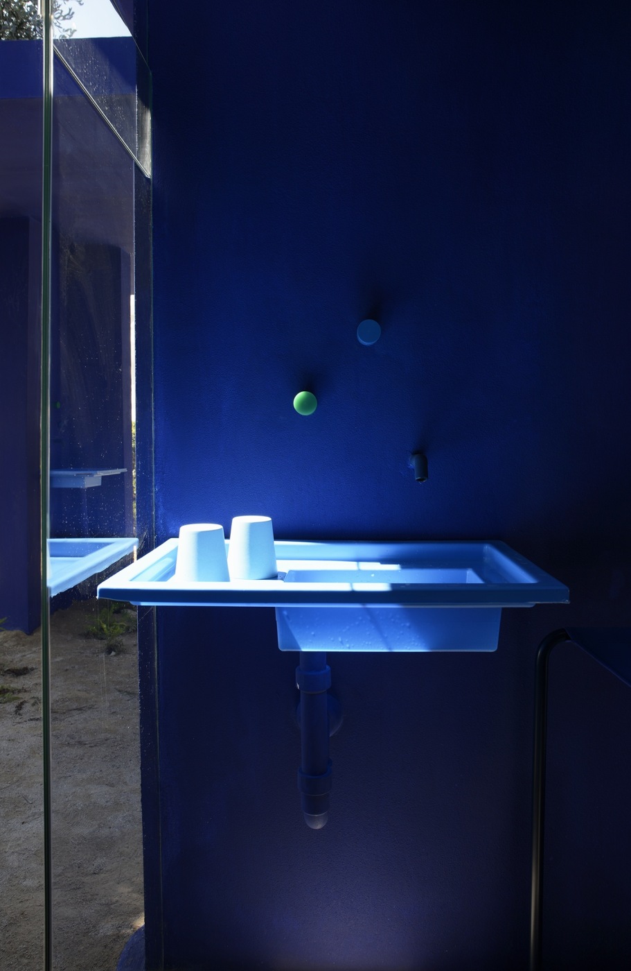 Folding House Int 03