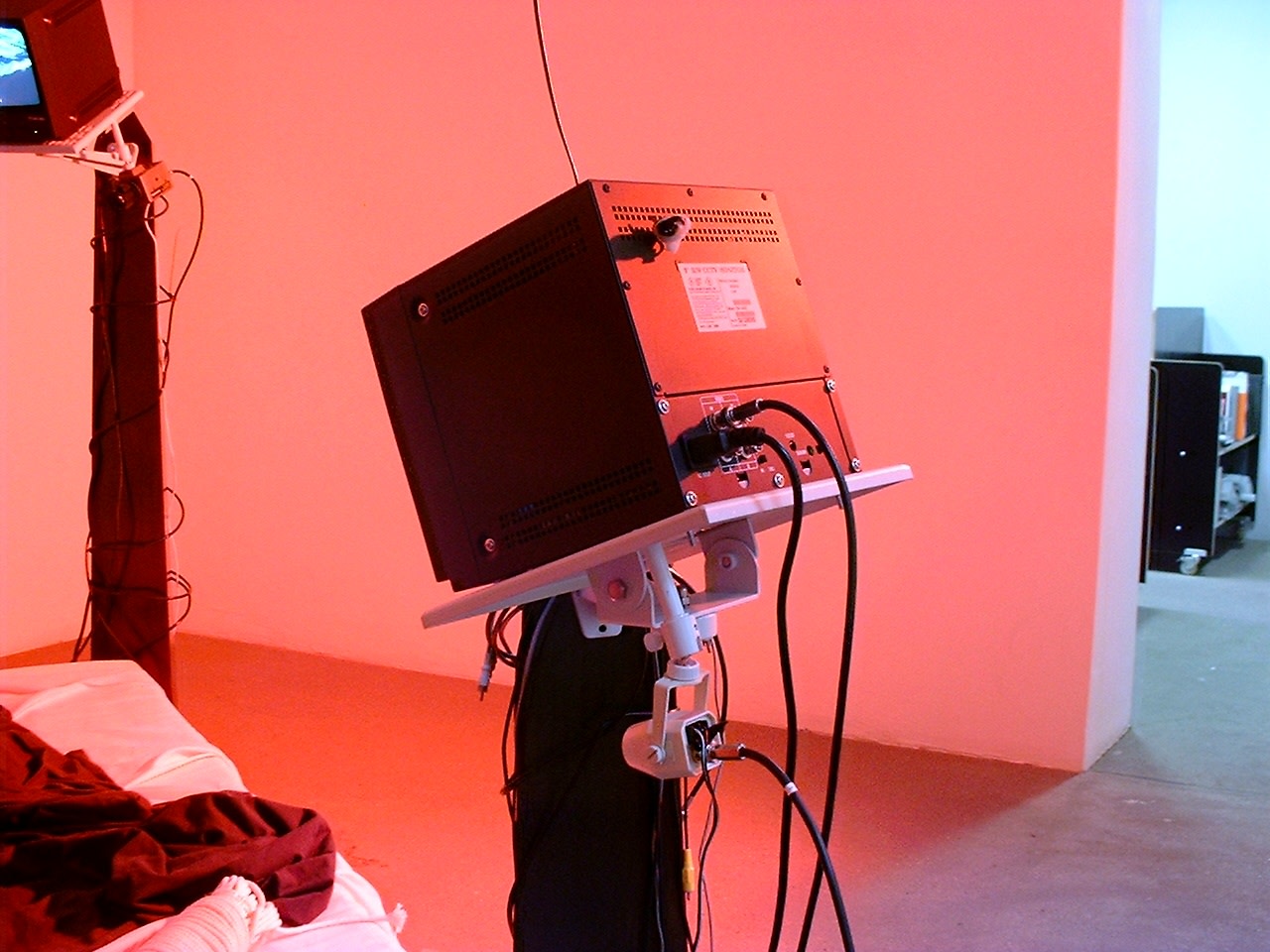 Js Surveillance Bed Always There S K 18