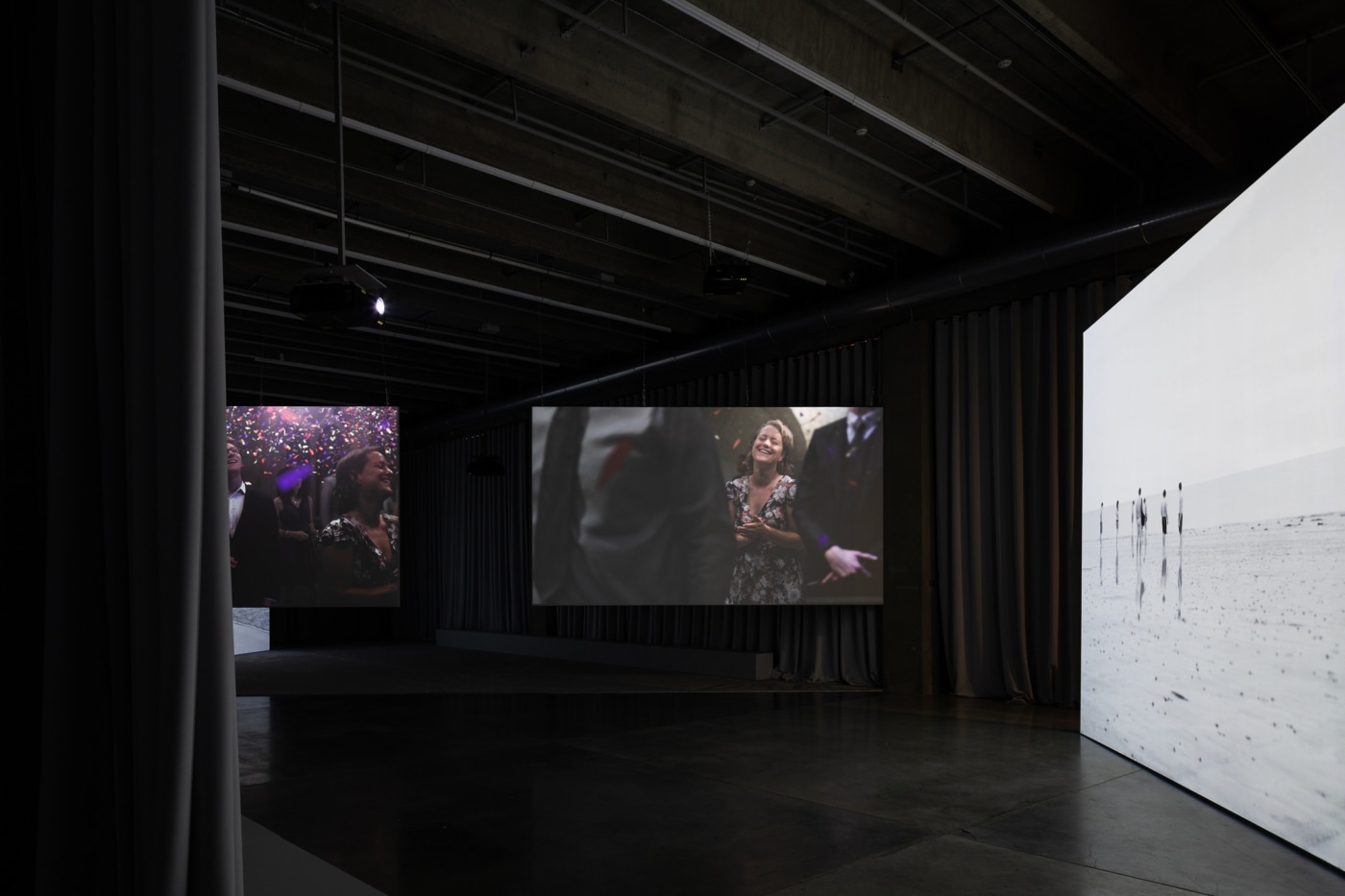 Confetti And The Quiet Shore Installed At Garage By Ivan Erofeev 4