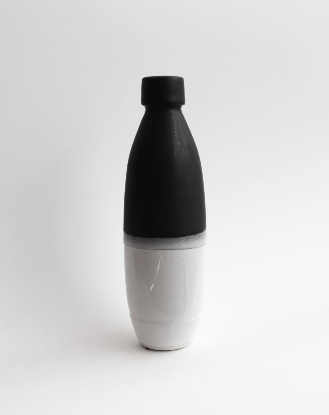 Eva Rothschild, Large water bottle, 2025