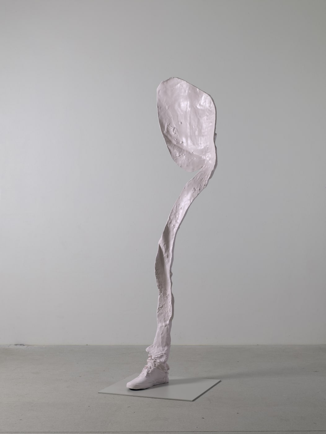 Standing Floral, 2021 Aluminium, paint 294 x 90 x 96 cm (115.75 x 35.43 x 23.62 in) Ed. of 3...