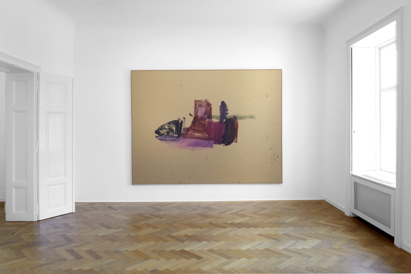 For her compositions that oscillate between abstraction and figuration, the untouched surface of the painting ground is of great importance,...
