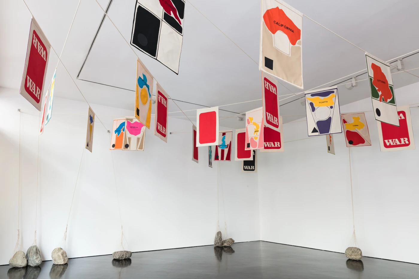 Rivane Neuenschwander: The Reading Box, The Moon, Misfortunes and Crimes