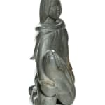 Oviloo Tunnillie, Woman with vase / femme avec vase, ca. 2000