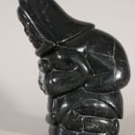 Oviloo Tunnillie, Woman with vase / femme avec vase, ca. 2000