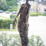 DIRK DE KEYZER, FOXTROT UNIVERSELLE op bol op lange houten sokkel