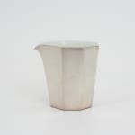 Montagnes, service à thé en porcelaine, tasse à thé en porcelaine, service à thé en céramique chinoise, service à thé en céramique japonaise, porcelaine fine chinoise, porcelaine fine japonaise, art de la porcelaine, art céramique, céramique contemporaine, porcelaine contemporaine, porcelaine chinoise, porcelaine jingdezhen, porcelaine coquille d'oeuf, couru xiangfei, tasse à thé, porcelaine fine, porcelaine contemporaine, porcelaine chinoise, tasse à thé chinoise, art thema heyi, galerie dart contemporain bruxelles, galerie dart bruxelles