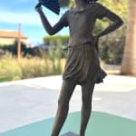 Béatrice Cols, Cols, scultrice, scultrice belga, scultrice donna, scultura, scultura in bronzo, bronzo, bambina, giovane ragazza, ventaglio, Carmen, piccola Carmen, spagnola, bambina spagnola, bambina con ventaglio, decorazione d'interni, decorazione, decorazione artistica, artista belga, Forcalquier, Arles, Carry-le-Rouet, Marsiglia, collezione d'arte, investimento in arte, prima collezione d'arte, acquisto scultura, acquisto scultura in bronzo, regalo scultura, Art Thema, arte, Thema