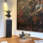 IIXV, monumentale hedendaagse sculptuur van Lieven D’Haese die menselijke volledigheid verbeeldt via de Romeinse cijfers II, X en V, expressief kunstwerk voor verzamelaars en interieur- of tuinarchitecten.