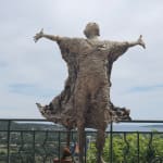 IIXV, sculpture monumentale contemporaine de Lieven D’Haese symbolisant la complétude humaine à travers les chiffres romains II, X et V, œuvre expressive pour collectionneurs et architectes d’intérieur ou de jardin.