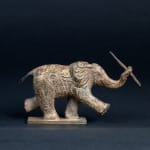 vooruit schattige olifant sculptuur olifant collectie hedendaagse bronzen dierensculptuur sophie verger art yi brussels kunstgallerij