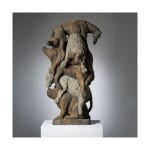 sculpture colonne de chiens sculpture chien Sophie Verger ravissante sculpture bronze sculpture animalière sculpture contemporaine sculpture de jardin Galerie Art Yi Galerie d'art de Bruxelles