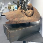 maître de la vitesse lieven d'haese sculpture contemporaine en bronze sculpture de voiture art de voiture de course Art Yi enfant sculpture rêve d'enfance galerie d'art à bruxelles