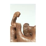 gaby en haar beer schattig kind en schattige dierenbeer eigentijdse bronzen sculptuur sophie verger