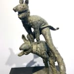 Bal masqué lieven d'haese hedendaagse bronzen sculptuur awo jongens spelen en springen als konijnensculptuur Art Yi kind sculptuur jeugd kunstgalerie in brussel