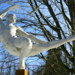 The way forward sculpture Marc de Corte sport man sculpture dance sculpture naked human sculpture garden sculpture bronze sculpture contemporary sculpture Art Yi gallery Brussels art gallery