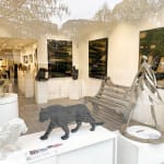 primavera lente mooi meisje in haar draaiende jurk abstract eigentijds brons tuinbeeld monumentaal beeldhouwwerk isabel miramontes tuindecoratie ontwerp kunst yi galerij brussel