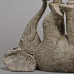jeux doux sculpture d'éléphant qui joue au cirque sculpture contemporaine en bronze sculpture animalière art sophie verger Art Yi la galerie Galerie d'art de Bruxelles