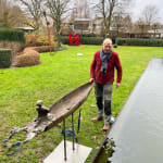Roi de Kingabwa sculpture monumentale en bronze de bateau de Lieven D'Haese pour l'eau pour sculpture de jardin sculpture contemporaine à la galerie Art Yi à Bruxelles