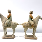 Tang-dynastie Aardewerk beeldje een paar dikke dames rijpaard sculptuur Chinees antiek aardewerk Art Yi Brusselse kunstgalerij