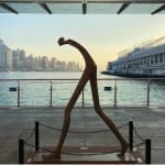 big step monumental bronze sculpture contemporary sculpture of Isabel Miramontes for garden art garden design a man walking forward to his furture with big steps Art Yi gallery Brussels art gallery