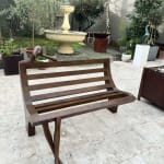 Daydream-Bankskulptur Isabel Miramontes monumentale Bronzeskulptur für Gartenskulptur Gartengestaltung Gartenkunst Außengestaltung im Hotel Barsey von Warwick in Brüssel Art Yi-Galerie Brüsseler Kunstgalerie