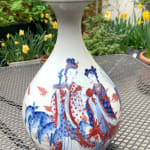 Qing Dynasty Style Blue and White and Red Underglaze Figurative Jade Pot Spring Vase (Bottom signed in Kangxi Period) Tsai Hsiao-fang contemporary ceramic art asian ceramic art asian porcelain art blue ceramic vase blue porcelaine vase art collection Art Yi gallery Brussels art gallery
