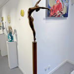 Shake it all off with me Marc de Corte dancing girl sculpture contemporary bronze sculpture naked dancing woman garden sculpture at Art Yi gallery in Brussels