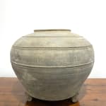 Dynastie des han pot gris argenté sur 3 pattes art de la poterie antique chinoise antique yi galerie d'art de bruxelles