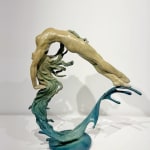 Heart of the horizon Liang Binbin contemporary sculpture bronze sculpture a swimming woman sculpture jump into water circle forming a heart shape of love with the blue aqua wave and sea sculpture water sculputre Art Yi gallery Brussels art gallery