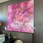 Blumenwalzer Noriko Kurafuji Ölgemälde rosa lila Frühlingsblume Sakura zeitgenössische japanische Malerei Kunst Yi Brüssel Kunstgalerie
