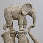 gental games elephant sculpture who play circus contemporary bronze sculpture animal sculpture art sophie verger Art Yi gallery Brussels art gallery