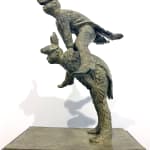 Bal masqué lieven d'haese sculpture contemporaine en bronze awo garçons jouant et sautant comme une sculpture de lapin Art Yi enfant sculpture enfance galerie d'art à bruxelles