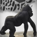 Makumba gorilla sculptuur zwarte aap sculptuur king kong Jean Paul kala hedendaagse kunst dierensculptuur kunst Art Yi-galerij Kunstgalerij Brussel