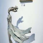 Gevoelsdans meisje sculptuur hedendaagse sculptuur in brons Hedwige Leroux Art Yi-galerij Kunstgalerij Brussel